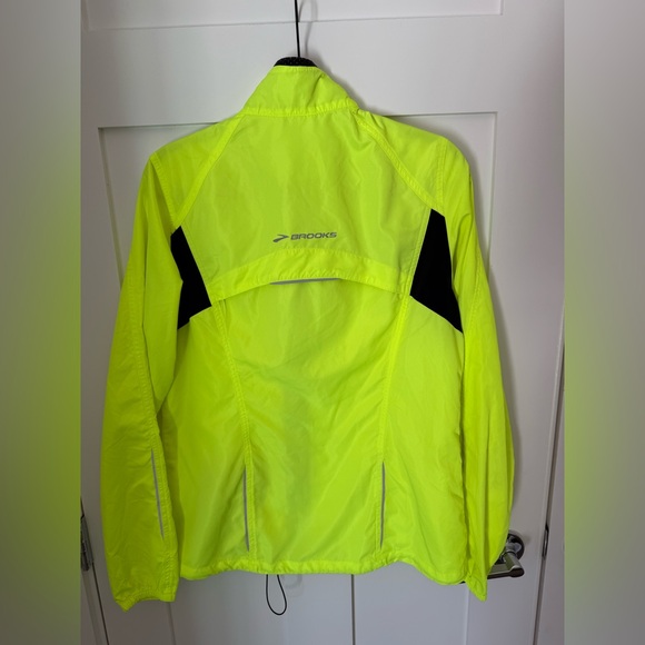 Brooks Nightlife Essentials Run Jacket- W - Picture 3 of 3